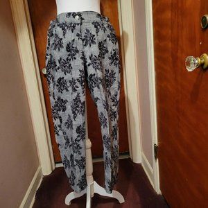Ladies Plaid Ankle Pants, Size 16 - Unique design of Black flowers over plaid!